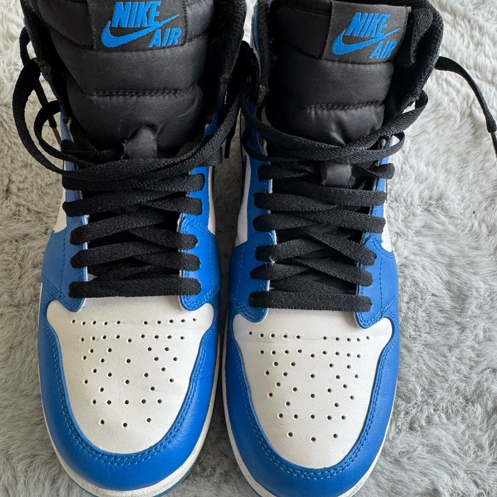 Jordan 1.5.    Nike Air Blue and White High-Top Sneakers
